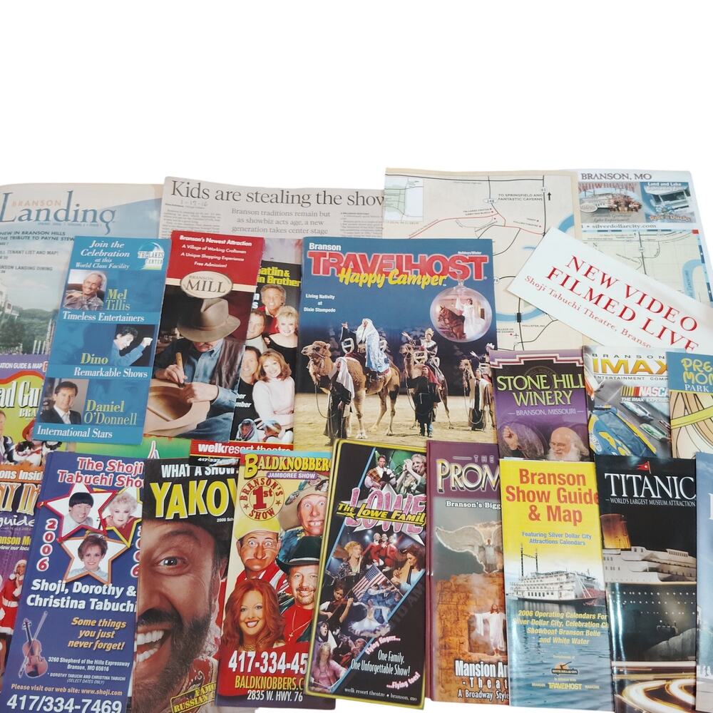 2006 Branson MO Vacation Ephemera Lot – TravelHost, Show Guides, Maps, Brochures